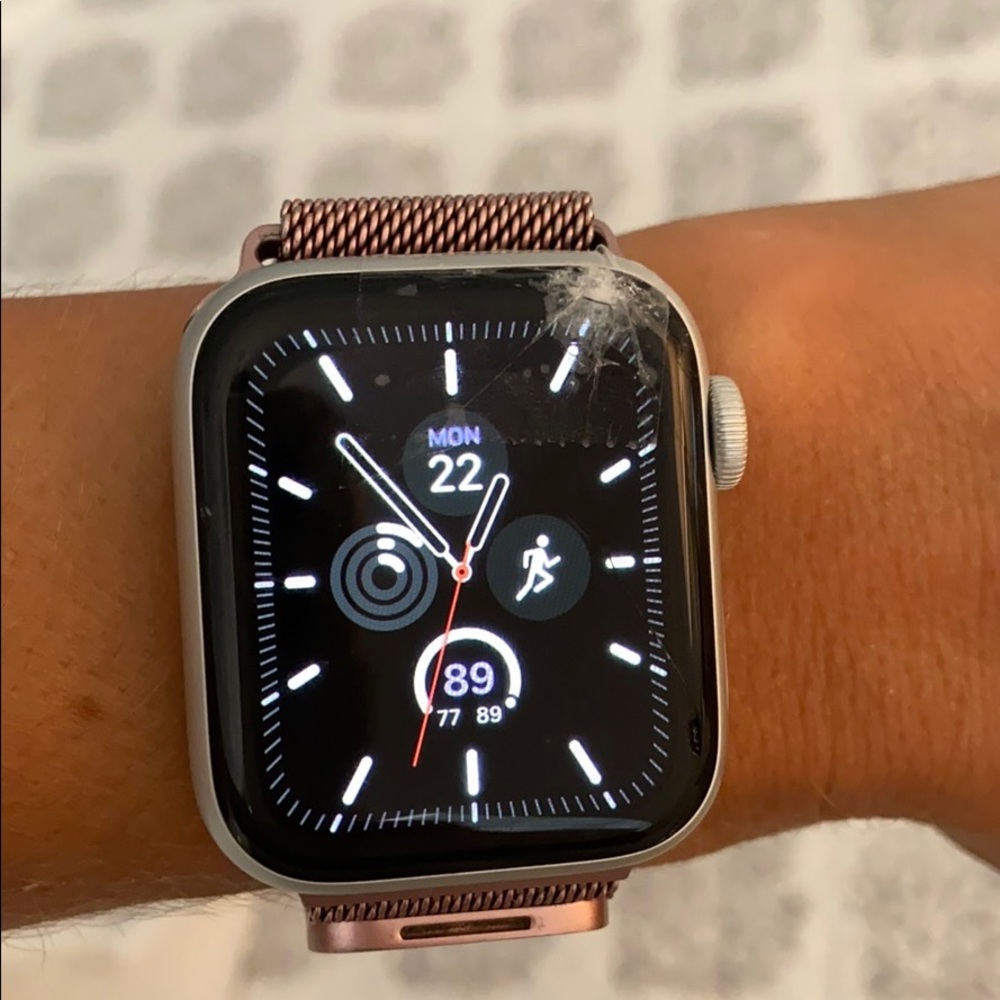 Apple Watch Series 5 Silver GPS & Cellular
